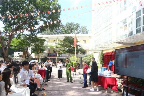 'Lái sớm học đường' – Bảo vệ ước mơ từ những hành trình an toàn