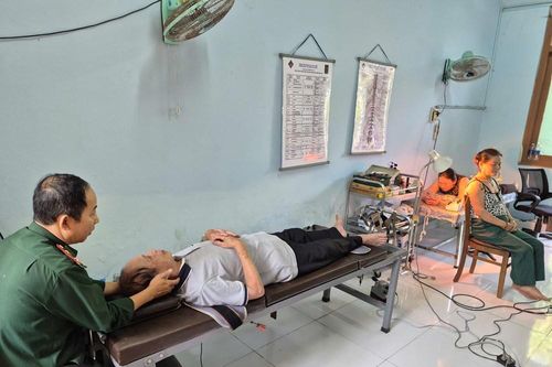 Phòng khám '0 đồng' của người lính quân y