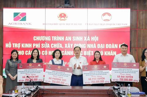 Agribank hỗ trợ 1 tỷ đồng xây dựng Nhà Đại đoàn kết cho hộ khó khăn