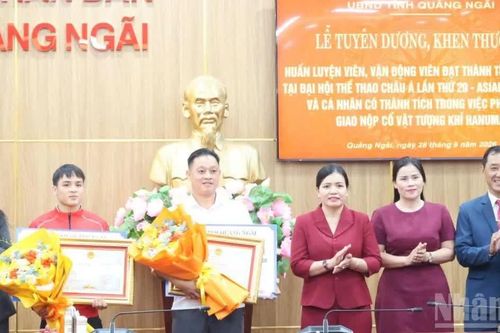 Quảng Ngãi khen thưởng 3 cá nhân có thành tích xuất sắc
