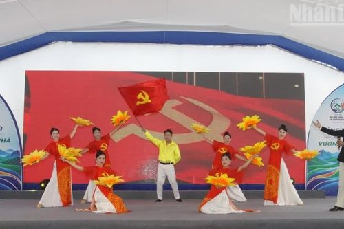 Sơn La khai mạc Ngày hội đổi mới sáng tạo và chuyển đổi số
