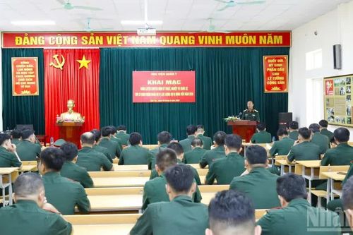 Học viện Quân y huấn luyện sát thực tế cho sĩ quan quân nhân dự bị