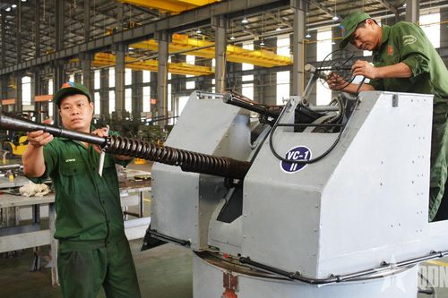 Xí nghiệp Liên hợp Z751: Biến khó khăn trong sửa chữa thành sáng kiến kỹ thuật