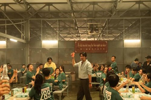 'Trại buôn người' thu gần 100 tỷ đồng trong tuần đầu ra mắt