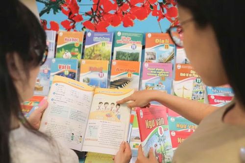 Chương trình giáo dục mới cập nhật nội dung lịch sử, địa lý phù hợp thực tế