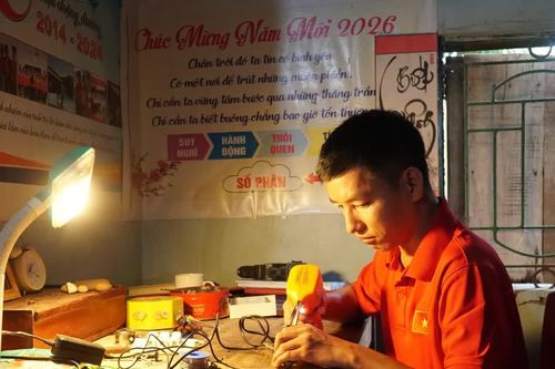 Vượt nghịch cảnh học nghề và khát vọng tạo việc làm cho người khuyết tật