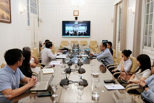 Nâng cao vai trò thanh niên, sinh viên Việt Nam ở nước ngoài trong đóng góp cho đất nước