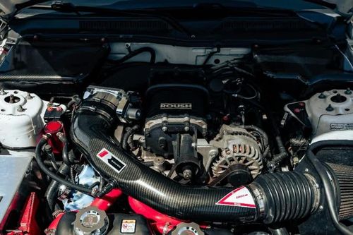Vì sao van nạp của ô tô dễ bị đóng cặn carbon?