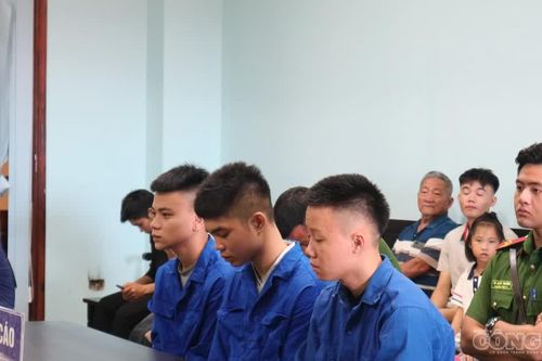Hai thiếu niên tử vong thương tâm sau khi bị nhóm 'quái xế' truy sát