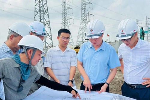 Phấn đấu hoàn thành các dự án điện quan trọng trước mùa nắng nóng 2027