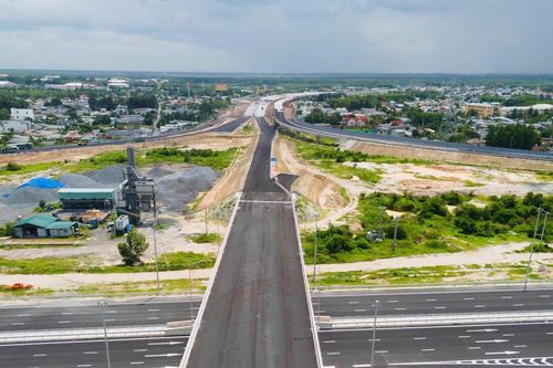 Mở 4 nhánh nút giao Tân Hiệp kết nối cao tốc Biên Hòa - Vũng Tàu với Bến Lức - Long Thành
