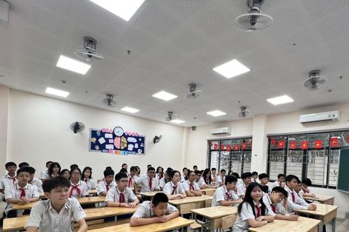 Sửa đổi, bổ sung nội dung 4 môn học trong Chương trình giáo dục thường xuyên