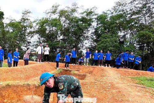 Tuổi trẻ Nghệ An chung tay làm thao trường, sẵn sàng mùa huấn luyện