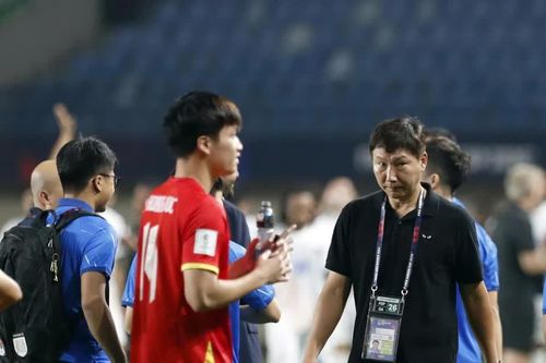 Nguyễn Xuân Son rời giải, đâu là chìa khóa để đội tuyển Việt Nam vượt Thái Lan?