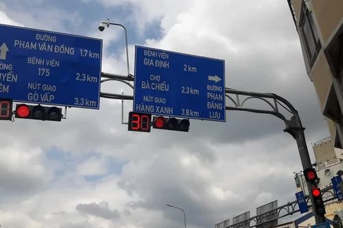 'Giá long môn', 'trạc thải': Sao cứ phải dùng từ đánh đố dân?