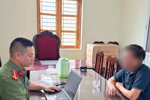 Công an làm việc với 2 trường hợp tương tác trên trang Lê Trung Khoa