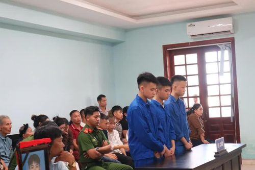 Hai người tử vong sau cuộc truy đuổi 4km trong đêm