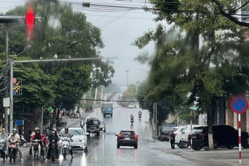Thời tiết ngày 28/9: Bắc Bộ nắng nóng, miền Nam đề phòng mưa to