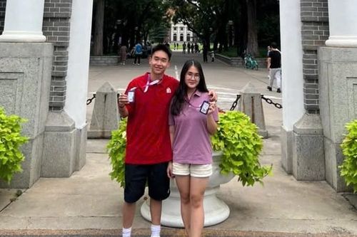 Hai chị em ruột cùng đỗ vào Đại học Thanh Hoa