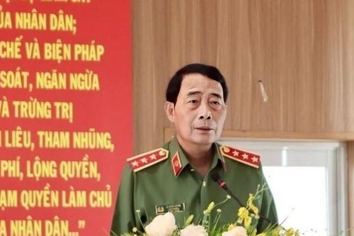 Thứ trưởng Bộ Công an: Sẽ kiểm tra, công khai nguyên nhân thiếu sách giáo khoa