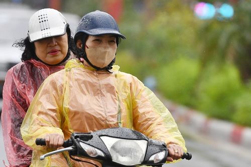 Miền Bắc sắp đón 2 đợt không khí lạnh, Hà Nội hạ nhiệt sâu còn 27 độ