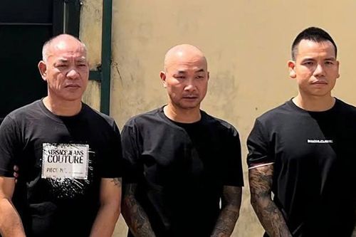 'Dũng trọc Hà Đông' cùng 16 người bị khởi tố