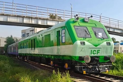 Ấn Độ chính thức đưa vào khai thác chuyến tàu chạy bằng LNG đầu tiên