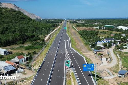 Gần 880.000 tỷ đồng đầu tư loạt dự án đường cao tốc giai đoạn 2026-2030