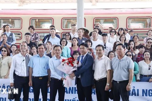'Kết nối miền di sản' bằng tàu du lịch cao cấp tuyến Hà Nội-Ninh Bình