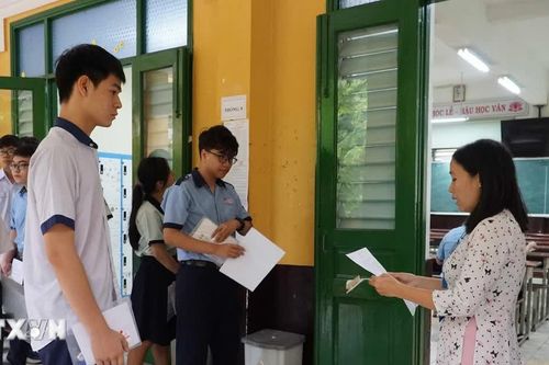 Dự kiến thi tuyển sinh lớp 10 chỉ còn 2 môn: Giảm áp lực nhưng lo học lệch