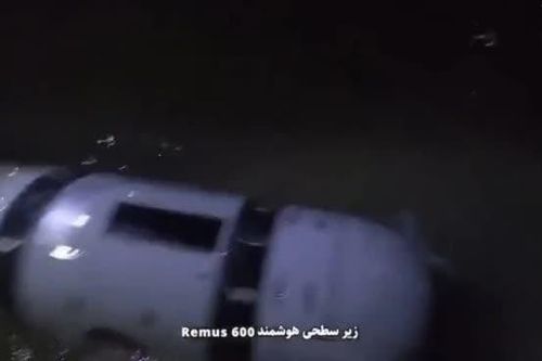 Iran công bố video thu giữ tàu lặn thứ hai của Mỹ ở Hormuz