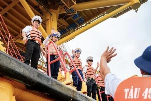 Hậu phương nối liền tiền tiêu- Bài 2: Nghĩa tình hậu phương dành cho tuyến đầu
