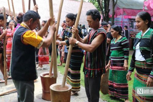 Đánh thức và phát huy di sản phi vật thể - Kỳ 1: Những giá trị đứng trước nguy cơ mai một