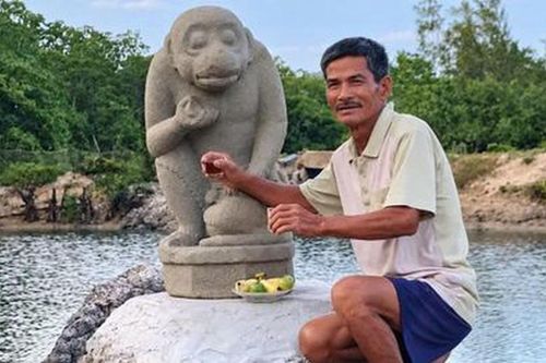 Lão ngư tìm được tượng thần khỉ 800 năm tuổi, có người trả 2 tỷ đồng không bán để giao nộp cho Nhà nước