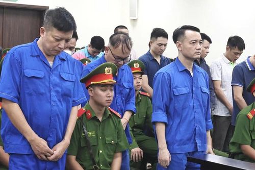 Hai 'ông trùm' vụ 187.000 hộp sữa giả bị tuyên 30 năm tù