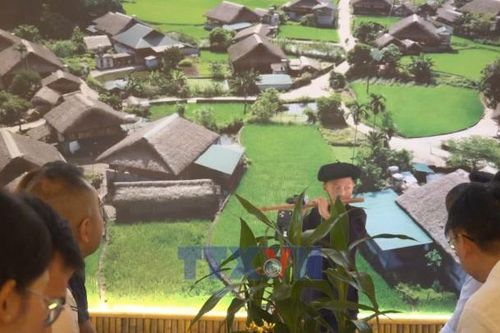 Kết nối du lịch với châu Văn Sơn, tỉnh Vân Nam
