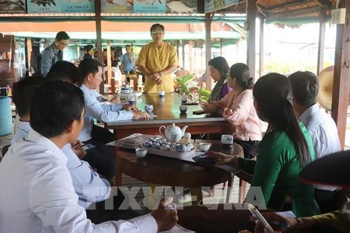 Cồn Sơn đông khách, nhưng hạ tầng vẫn còn nhiều khoảng trống