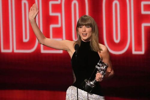 VMAs 2026 bất ngờ kết thúc, 17 giải thưởng chưa được công bố
