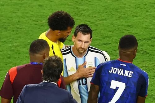 Hiện tượng World Cup Vozinha muốn được quay lại với cuộc sống trước khi nổi tiếng