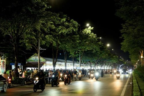Khoảng 100 gian hàng trưng bày sản phẩm OCOP tại Công viên Thiên văn học