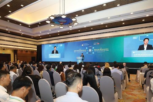 Thanh toán QR xuyên biên giới: Một hạ tầng mới hỗ trợ sức mua