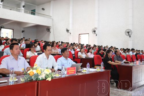 Nâng cao năng lực quản lý, điều hành cơ sở giáo dục sau sắp xếp