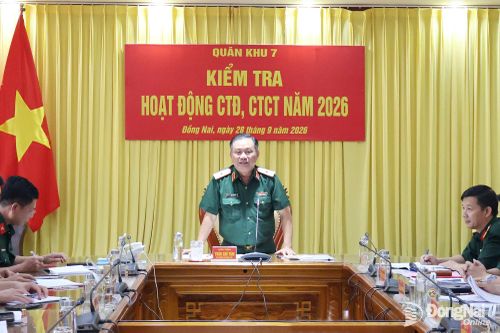 Thiếu tướng Trần Chí Tâm kiểm tra công tác Đảng, công tác chính trị năm 2026 tại Đồng Nai