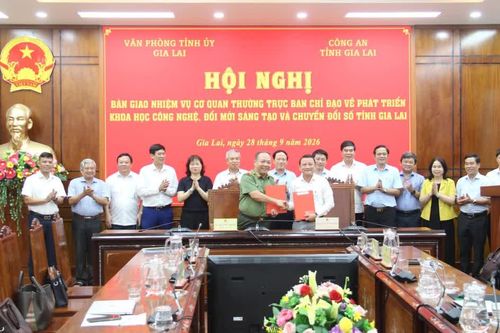 Bàn giao nhiệm vụ Cơ quan Thường trực Ban Chỉ đạo về phát triển KHCN, đổi mới sáng tạo và chuyển đổi số