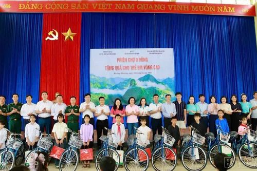 Hơn 4,5 tỷ đồng hỗ trợ trẻ em có hoàn cảnh đặc biệt khó khăn