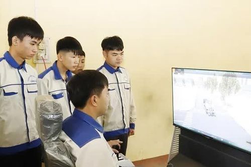 Ưu tiên đầu tư nguồn nhân lực, đáp ứng yêu cầu phát triển