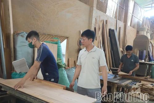 Yên Thủy nhân rộng điển hình tiên tiến