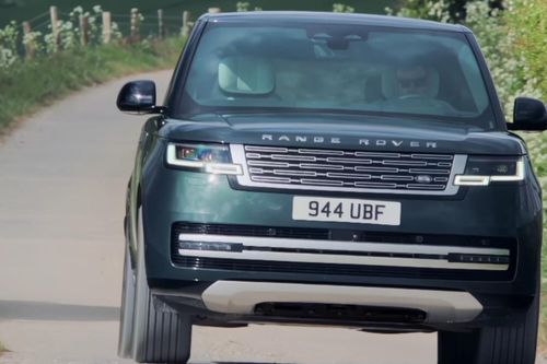 Range Rover Electric chính thức ra mắt mạnh 550 mã lực, sạc nhanh chỉ 22 phút