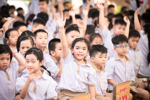 Hơn 1.200 học sinh Tiểu học hào hứng tham gia chương trình tuyên truyền sử dụng năng lượng an toàn, tiết kiệm và hiệu quả