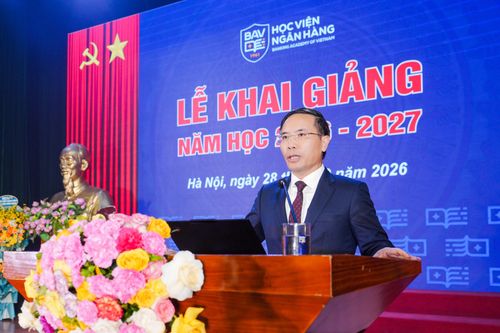 Mang sức trẻ, nhiệt huyết chinh phục tri thức, đóng góp tích cực cho ngành Ngân hàng